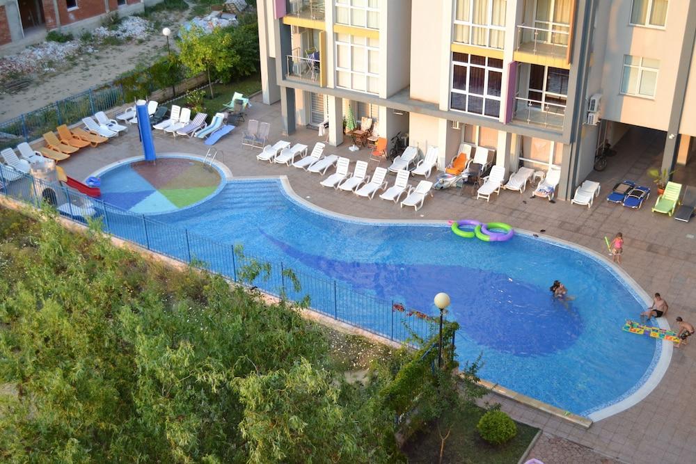 Sun City Hotel Солнечный берег Экстерьер фото